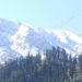 کشمیر میں برف و باراں کا سلسلہ شروع، کئی سڑکیں بند