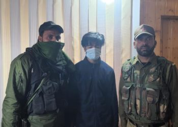 سرینگر میں قرآن پاک کو پانی میں پھینکنے کے الزام میں ایک شخص گرفتار:پولیس