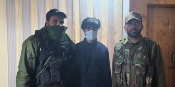 سرینگر میں قرآن پاک کو پانی میں پھینکنے کے الزام میں ایک شخص گرفتار:پولیس