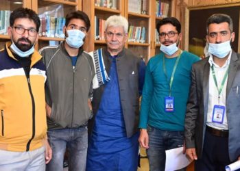 جے کے یوتھ ویلفیئر فورم کی ایل جی سے ملاقات