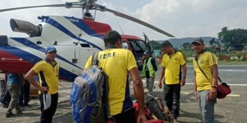 برفانی تودہ: سات لاشیں نکالی گئیں، آٹھ کو بچا لیا گیا، 25 لاپتہ