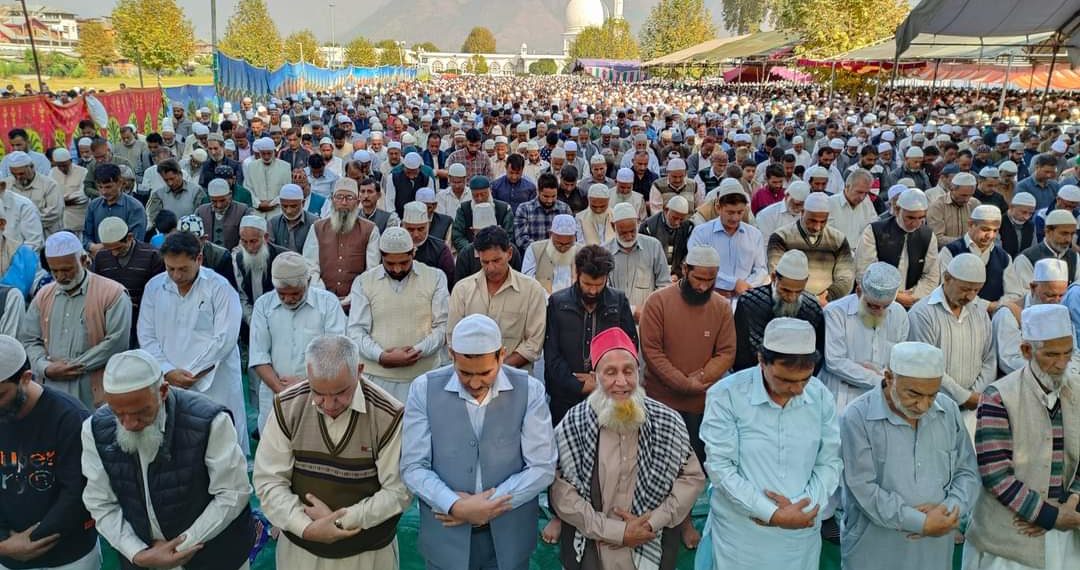درگاہ حضرت بل میں عید میلاد النبیکی اختتامی تقریبات پر روح پرورمجلس