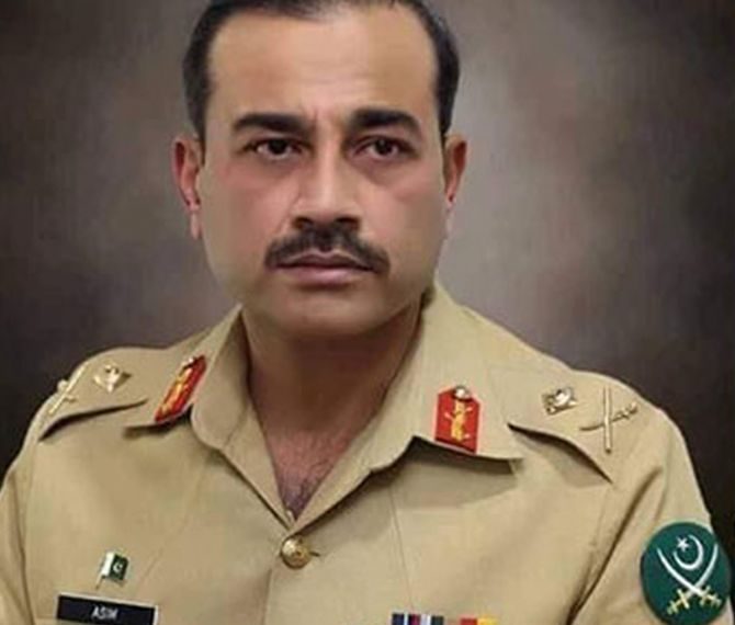 پاکستان کے نئے آرمی چیف نے پلوامہ میں سی آر پی ایف کے قافلے پر حملے کی نگرانی کی تھی