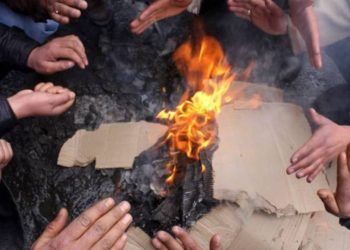 کشمیر میں خشک موسم کے بیچ سردی تیز