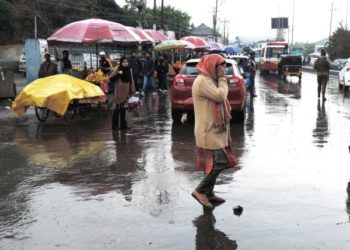 بالائی حصوں میں ہلکی برفبار‘میدانی علاقوں میں بارشیں