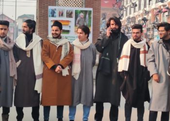 ’پھیرن پہننے سے ڈرو اور نہ شرم محسوس کرو‘ یہ ہماری شناخت اور کلچر کا حصہ ہے ‘