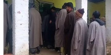 ڈی ڈی سی بائی پول:درگمولہ میں ووٹر ٹرن آوٹ 32‘حاجن میں 53 فیصد