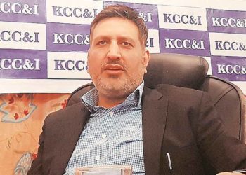ممکنہ برفباری کے پیش نظر تمام تر انتظامات کئے گئے ہیں:بٹ