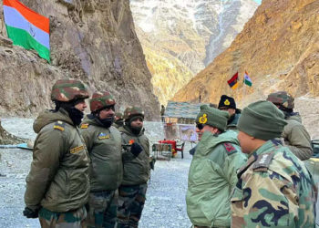 فوجیوں کا احترام کرنا درست ہے ‘لیکن چین کے ساتھ سختی کیوں نہیں؟کانگریس کا مرکز سے سوال