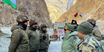 فوجیوں کا احترام کرنا درست ہے ‘لیکن چین کے ساتھ سختی کیوں نہیں؟کانگریس کا مرکز سے سوال
