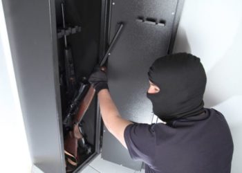 گاندھی نگر میں تاجر گھرانہ پانچ گھنٹوں تک یرغمال