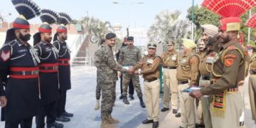 بی ایس ایف اور رینجرز میں مٹھائیوں کا تبادلہ