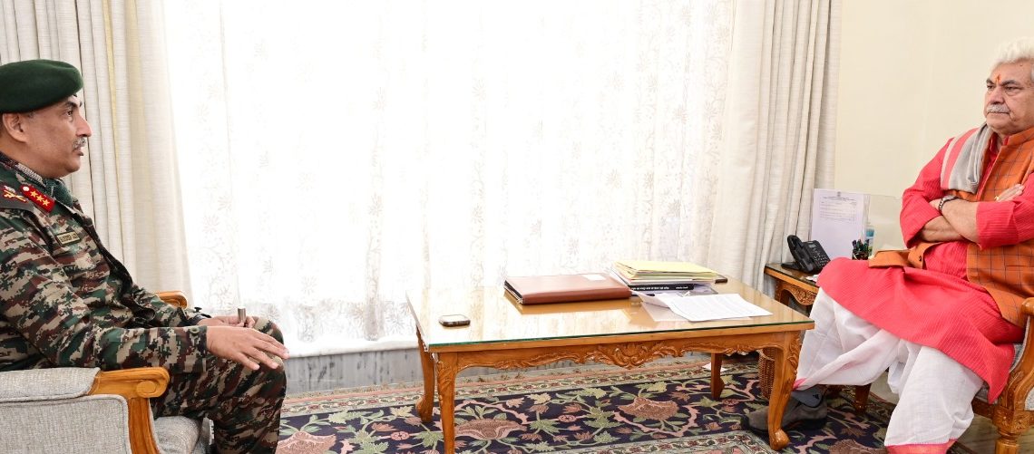 جی او سی ۱۶ویںکور کی لیفٹیننٹ گورنر سے ملاقات