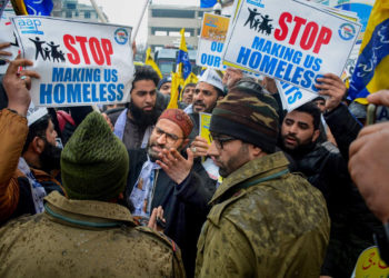 ریہاری میں ’قابضین ‘کیخلاف جے ایم سی کی کارروائی کے دوران ہاتھاپائی