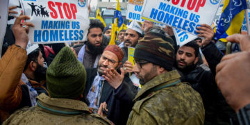 ریہاری میں ’قابضین ‘کیخلاف جے ایم سی کی کارروائی کے دوران ہاتھاپائی