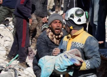 ترکیہ، شام زلزلہ؛ ملبے تلے دبے افراد کو نکالنے کی کوششیں، اموات 11 ہزار سے متجاوز