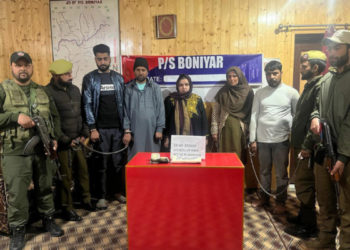بارہمولہ میں دو الگ واقعات میں خاتون سمیت سات منشیات فروش گرفتار