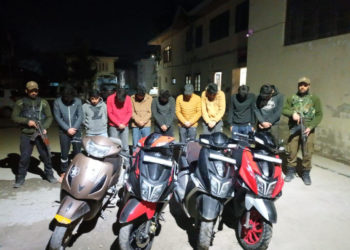 پارمپورہ میں ایک کنبے کو ہراساں کرنے میں۹گرفتار:پولیس