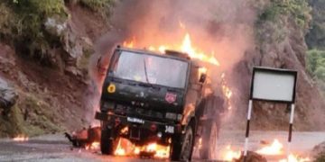 مینڈھر: فوجی گاڑی میں آگ لگنے سے 5 فوجی ہلاک