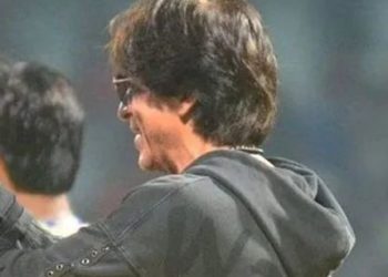 شاہ رخ خان اور ویرات کوہلی کی خوشگوار ملاقات