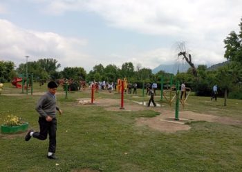 آئے روز کی بارشیں کسانوں کیلئے باعث پریشانی