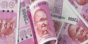 2000 کے نوٹ واپس لیے جائیں، اس تاریخ تک ان کا تبادلہ کریں….