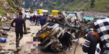 کشتواڑ سڑک حادثے میں 7 مزدور از جان، 3 زخمی