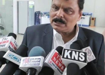 ’حجا ب یا عبایا پر کوئی پابندی نہیں‘طالبات وردی کے اوپر کچھ بھی زیب تن کر سکتی ہیں:کمار