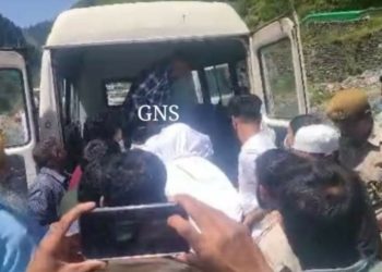 مغل روڈ حادثہ : ڈائریکٹر فائنانس اور ان کے بیٹے کی لاشیں برآمد