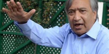 جموں میں مین اسٹریم سیاسی جماعتوں آل پارٹی میٹنگ