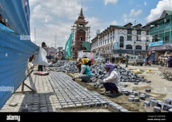 گھنٹہ گھر:جاری کام ۱۰دنوں میں مکمل کیا جائے گا:اطہرخان