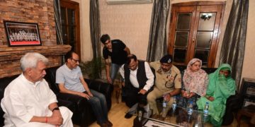 کوکر ناگ میں ۲ فوجیوں اور ڈی ایس پی کی ہلاکت پر سیاسی پارٹیوں کا رنج وغم کا اظہار