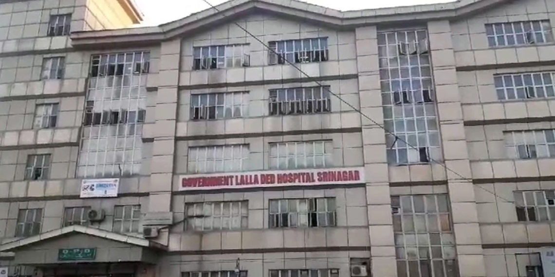 لل دید ہسپتال کے لیبر روم میں تین دن تک موجود رہنے والا فرضی ڈاکٹر گرفتار