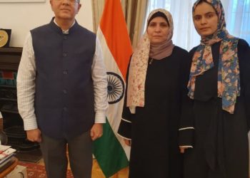 غزہ سے بحفاظت باہر آنے والی کشمیری خاتون نے خطے کی خوف ناک صورتحال کی منظر کشی کی