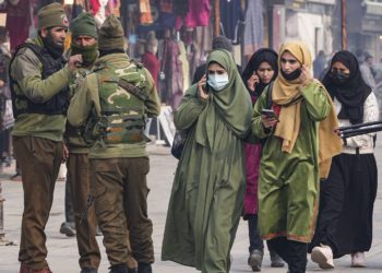 دفعہ۳۷۰پر عدالت عظمیٰ کا فیصلہ:کشمیر میں سیکورٹی کے فقیدالمثال انتظامات کے بیچ معمولات زندگی رواں دواں