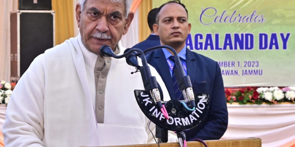 لیفٹیننٹ گورنر کی پنچایت ڈھوک وزیراں میں ’وِکست بھارت سنکلپ یاترا‘میں شرکت