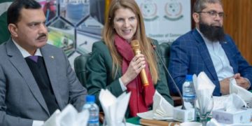برطانوی سفیر کا مقبوضہ کشمیر کا دورہ ہندوستان کی خودمختاری کی خلاف ورزی:دہلی