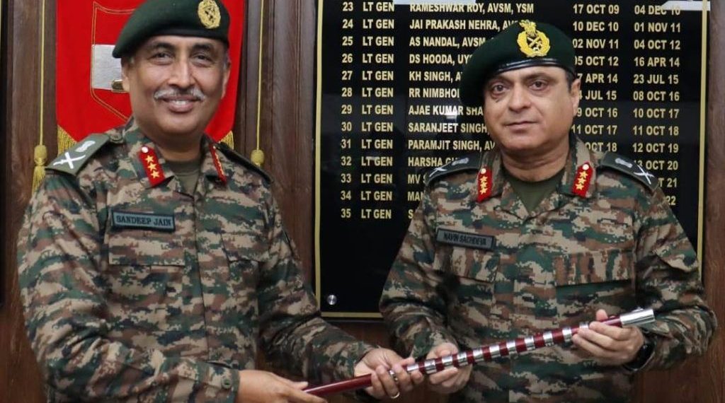 لیفٹیننٹ جنرل نوین سچدیوا نے وائٹ نائٹ کور کی کمان سنبھالی