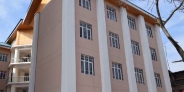 سنہا کا سرینگر میں این آئی ٹی کے نئے گرلز ہوسٹل کا افتتاح