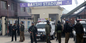 وزیر اعظم سرینگر میں:پولیس اور سیول انتظامیہ کے سینئر عہدیداروں کی میٹنگیں