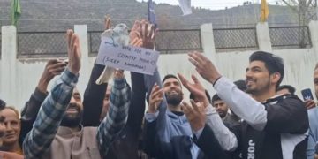 کبوتروں کے ذریعے ووٹروں کو آگاہی فراہم کرنے کا منفرد انداز