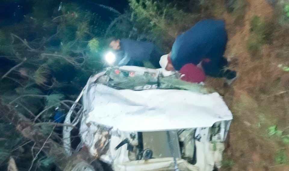ڈوڈہ سڑک حادثے میں پانچ ہلاک‘چار زخمی