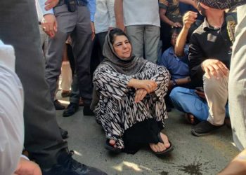 انتخابی ضابطہ اخلاق کی خلاف ورزی کرنے پر محبوبہ مفتی کے خلاف مقدمہ درج