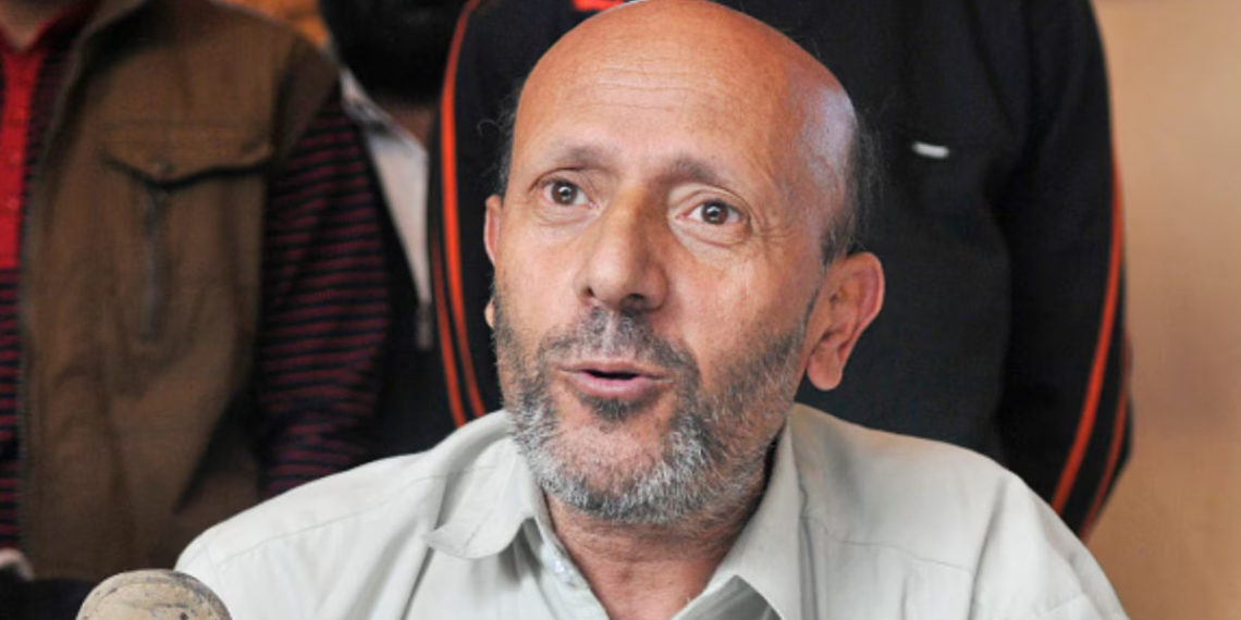 انجینئر رشید کی امیدواری نے عمر اور سجاد میں مقابلے کو دلچسپ بنا دیا