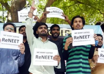 13neet-protest