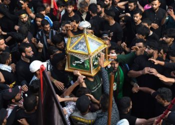 سرینگر میں تاریخی جلوس عزا بر آمد، ہزاروں عزاداروں کی شرکت