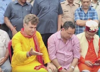 ناراض بی جے پی کارکنوں نے رینا کو تقریر مختصر کرنے پر مجبور کیا