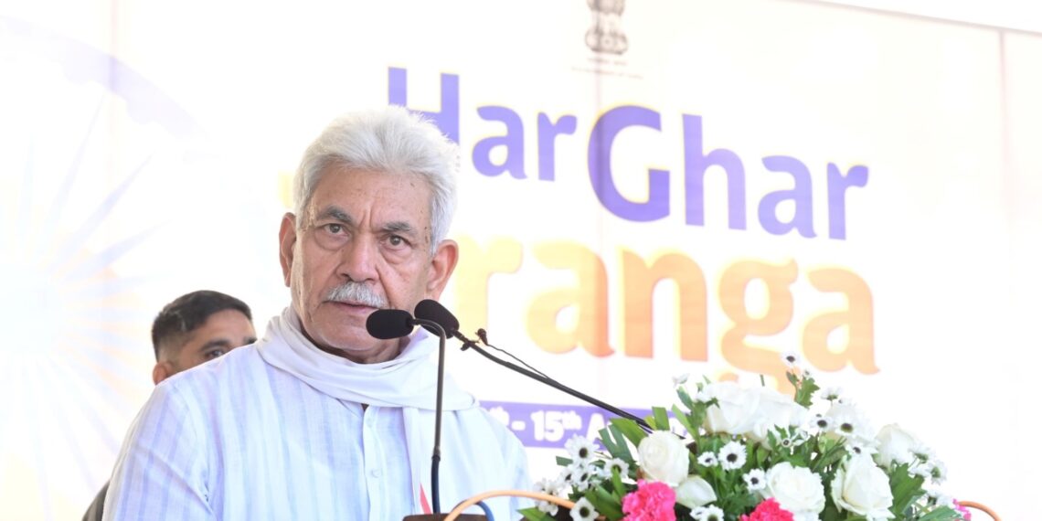جموں و کشمیر کا 28000 کروڑ روپے کا بجلی قرض چکا دیا ہے، سب سے سستی بجلی مل رہی ہے: سنہا