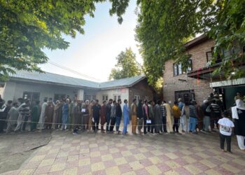 جموں و کشمیر اسمبلی انتخابات کے پہلے مرحلے میں 24 سیٹوں پر ووٹنگ شروع