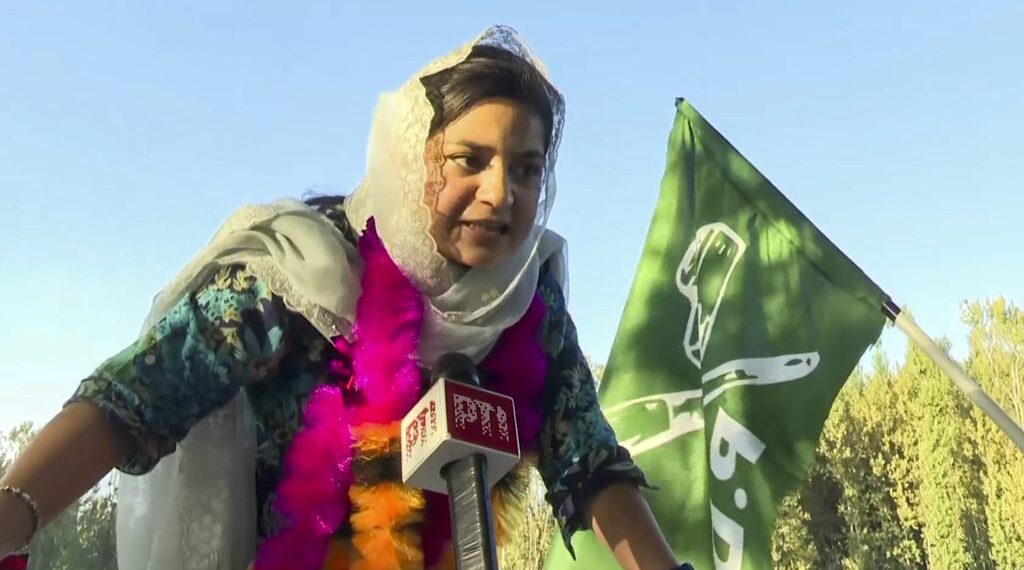 ’پی ڈی پی نچلی ترین سطح پر ہونے کے باوجود حکومت سازی میں کلیدی کردار اداکریگی‘